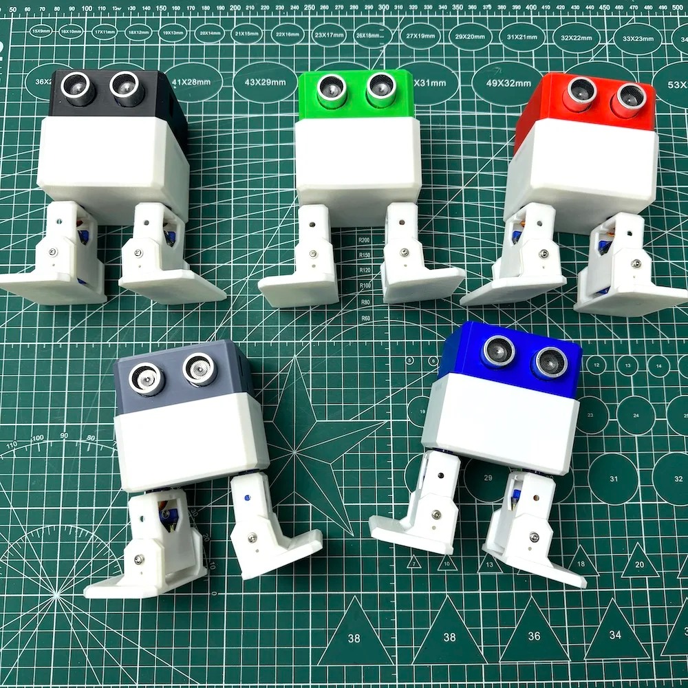 3Dプリント製の二足歩行ロボットキット。超音波センサー搭載。 - Stem Robotics Kit のレビューと価格