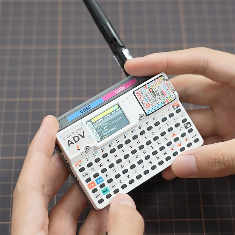 【SURPISE】M5stack カードコンピュータ Adv - Microcontroller Kit のレビューと価格